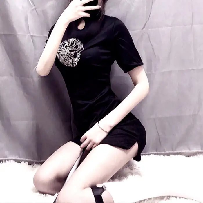 让她走